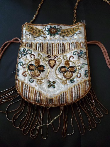 Gold Embellished Beaded Pouch Drawstring Lined Bag. - Picture 5 of 9