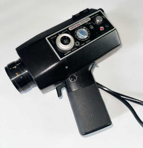 Vintage Yashica Super 600 Electro Super 8 Movie Camera replace battery contacts