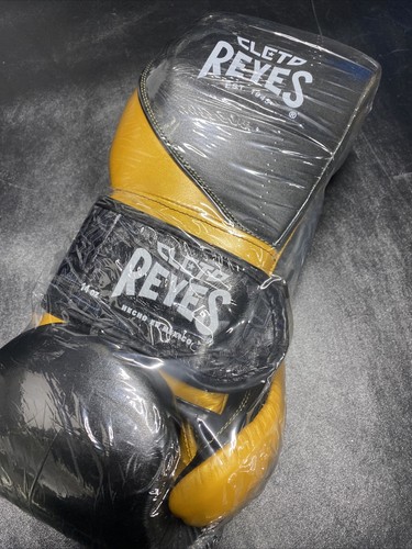 Red REYES Boxing belt type sparring Gloves Made in Mexico 14oz BK GD CE714ND - Picture 5 of 7