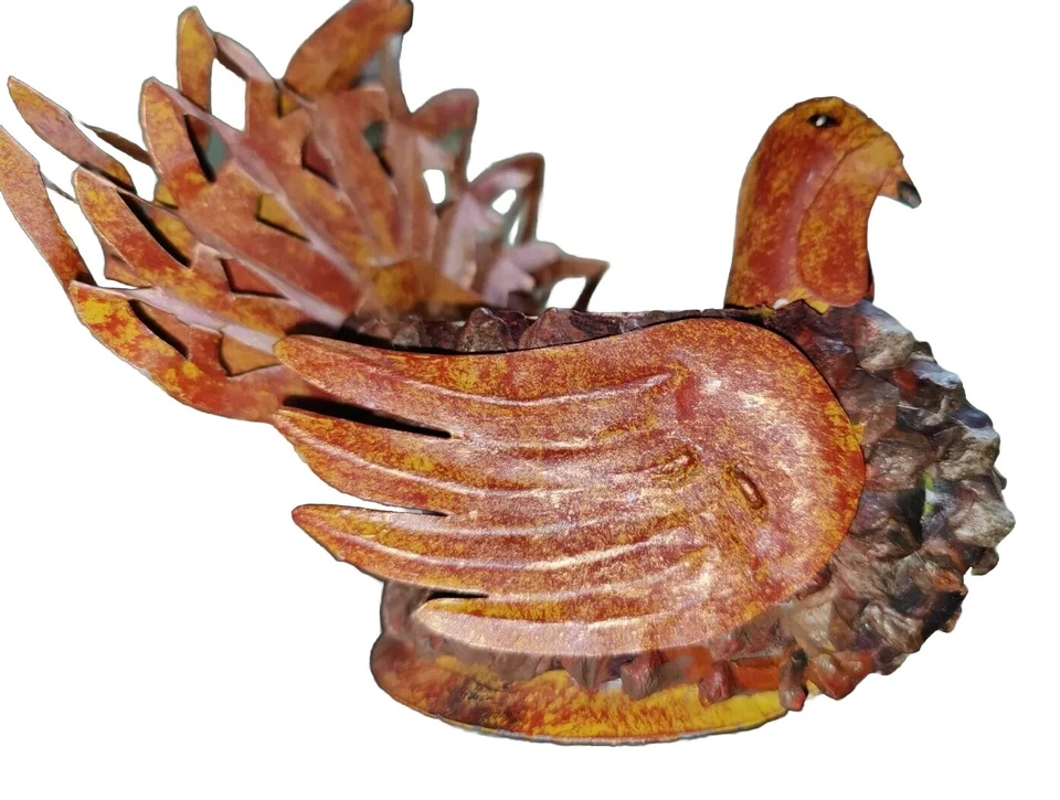 Cesta de pavo de metal rústico primitivo cono de pino centro de mesa jardinera Acción de Gracias  Foto 2 de 4