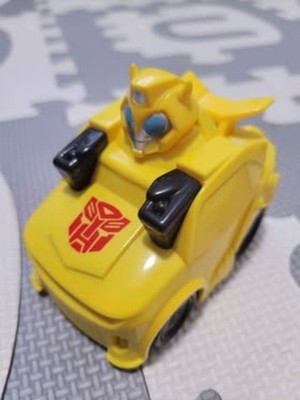 Hasbro Playskool Heroes Transformers Rescue Bots Academy Bumblebee Pull-Back...