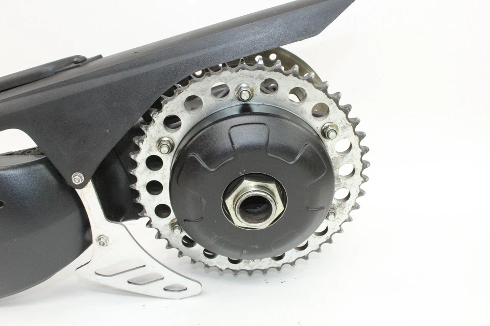 Brazo oscilante Triumph Dayona 955i 955 2006 06 Foto 2 de 4