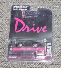 Greenlight Hollywood Drive 2011 Ford Mustang GT 5.0 1:64 Diecast, NIB New In Box
