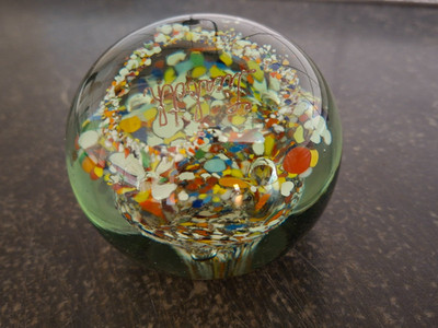 Paperweight / Briefbeschwerer 
