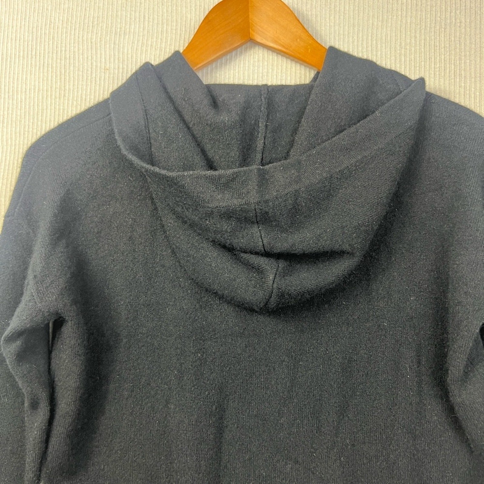 Picture 4 of 10