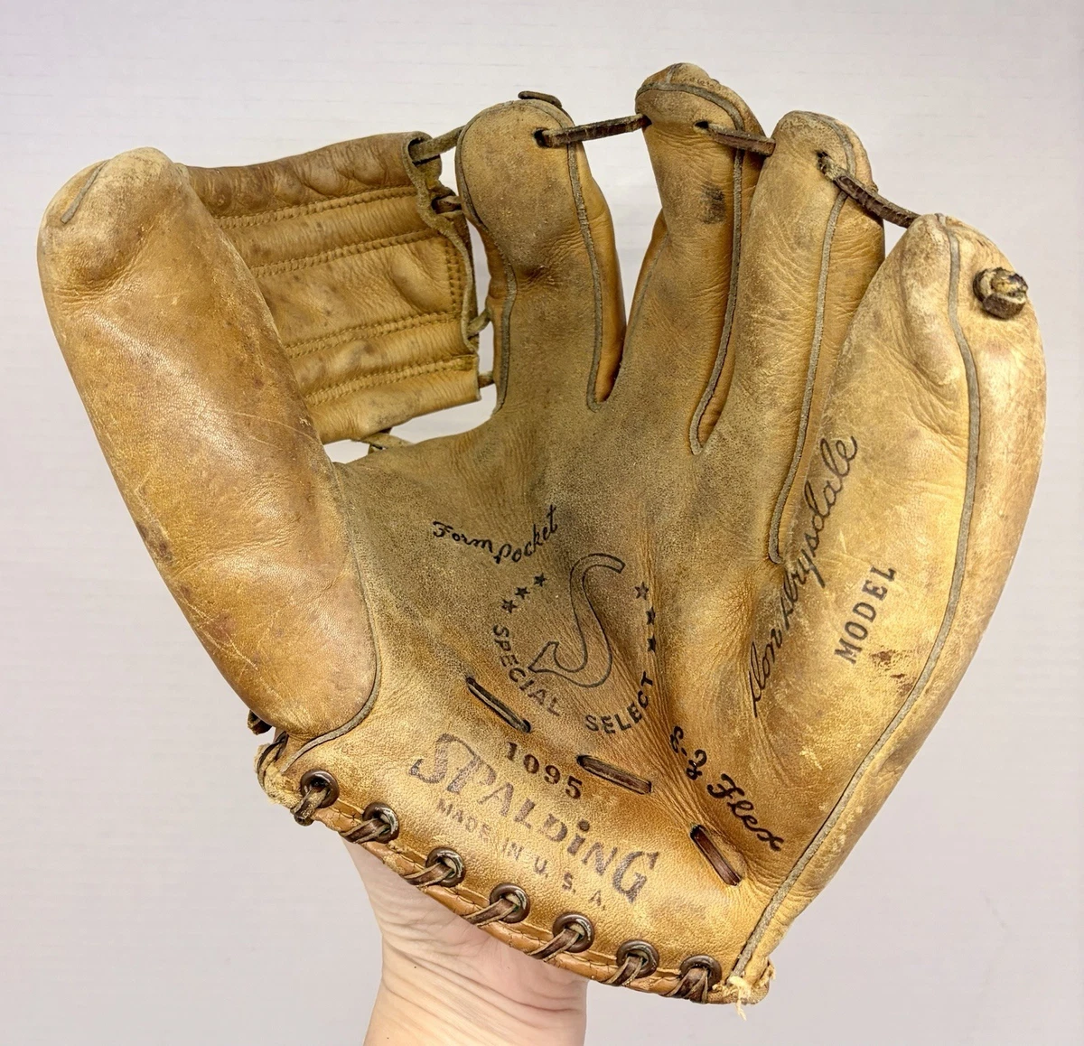 25+ Spalding Baseball Vintage Gloves for sale | Updated Oct 2026