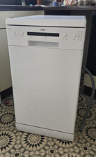 Logik LDW45W23 Slimline Freestanding Dishwasher White Delay Start Child Lock