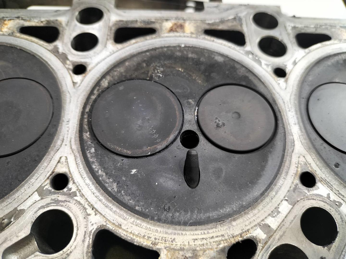 045103373 zylinderkopf r. für VOLKSWAGEN POLO 1.4 TDI 2001 1513939  