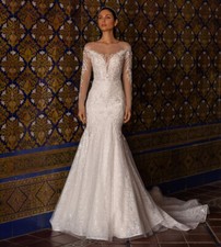 Exquisite Mermaid Wedding Dresses O-Neck Long Sleeved Lace Applique Bridal Gowns