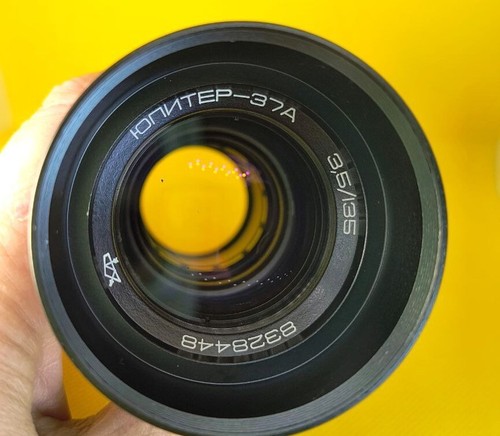 Soviet Telephoto lens Jupiter 37 A 135mm f/3.5 Portrait lens SLR lens M42 mount - Picture 16 of 24
