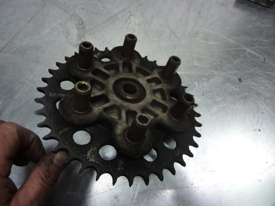 Piñón trasero y soporte Ducati Supersport 900 ss 96 91-98 cr #X11 Foto 2 de 2