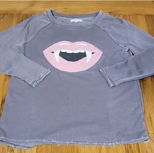 Grayson Threads women's L lightweight raw hem fang crewneck sweatshirt
