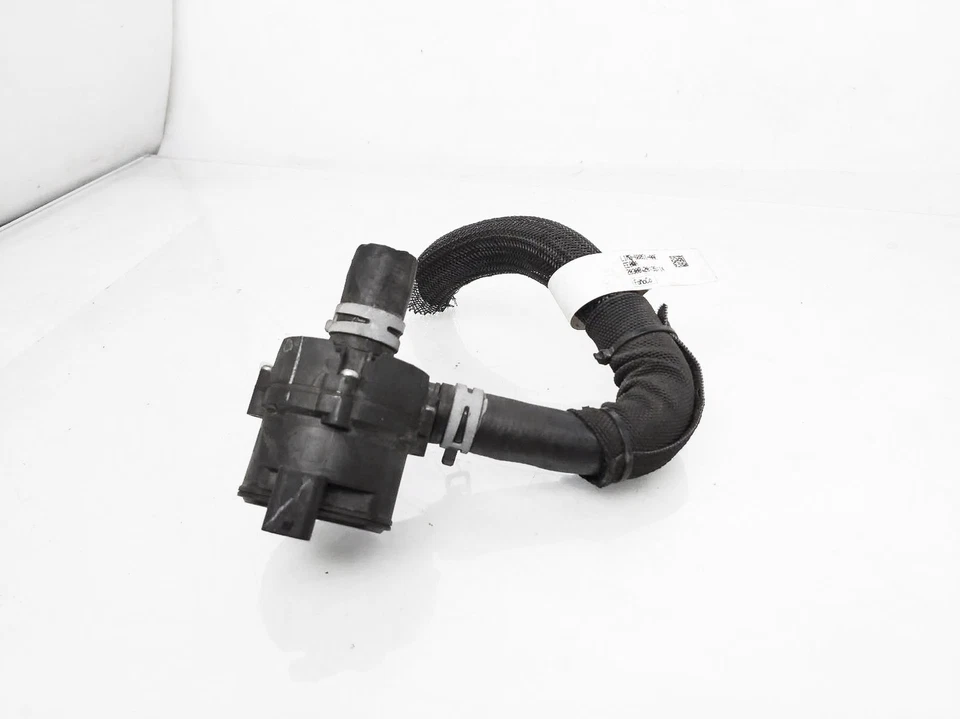 2021 Ford Explorer 2.3L Auxiliary Water Pump Assy L1m3-6B851-Aa L1m3-18D473-Aa - Image 4 of 4