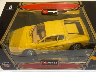 1/18  Burago Ferrari  Testarossa  1984  -  NEU / OVP