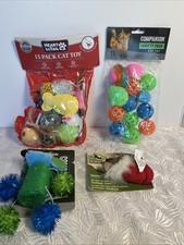 BRAND NEW ASSORTED CAT TOYS BALLS, CRINKLES, PLUSH, MICE, APPROX 30 PIECES