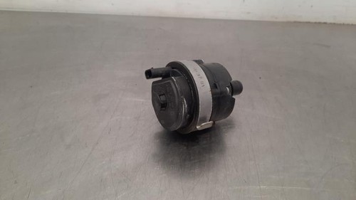 BMW M3 F80 Zusätzliche Wasserpumpe A0005001486