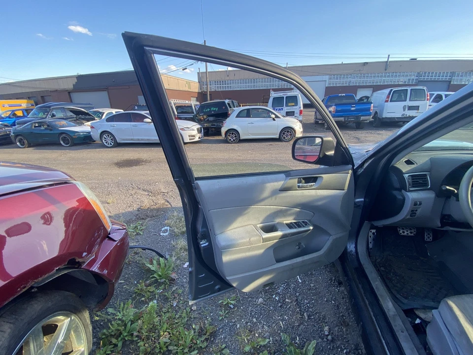 Used Front Left Door Assembly Front fits: 2009 Subaru Forester electric Front Le Foto 4 de 4