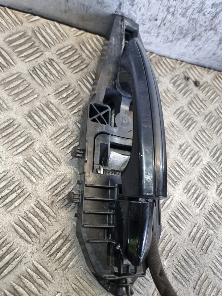 MANIJA PUERTA DELANTERA IZQUIERDA FORD GALAXY 010413950 MANIJA PUERTA 2.0L MPV 2017 Foto 3 de 4