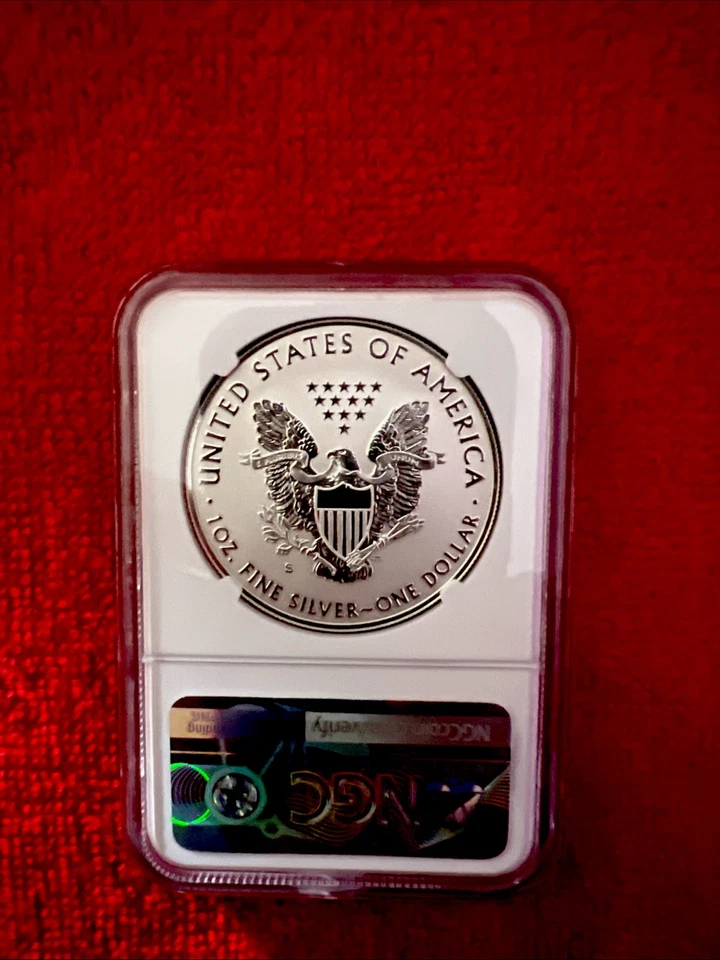 Silver Eagle 2019-S mejorado a prueba inversa graduación profesional Pr-69 de EE. UU. Foto 3 de 4