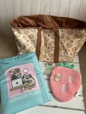 Pusheen Box On The Go Items