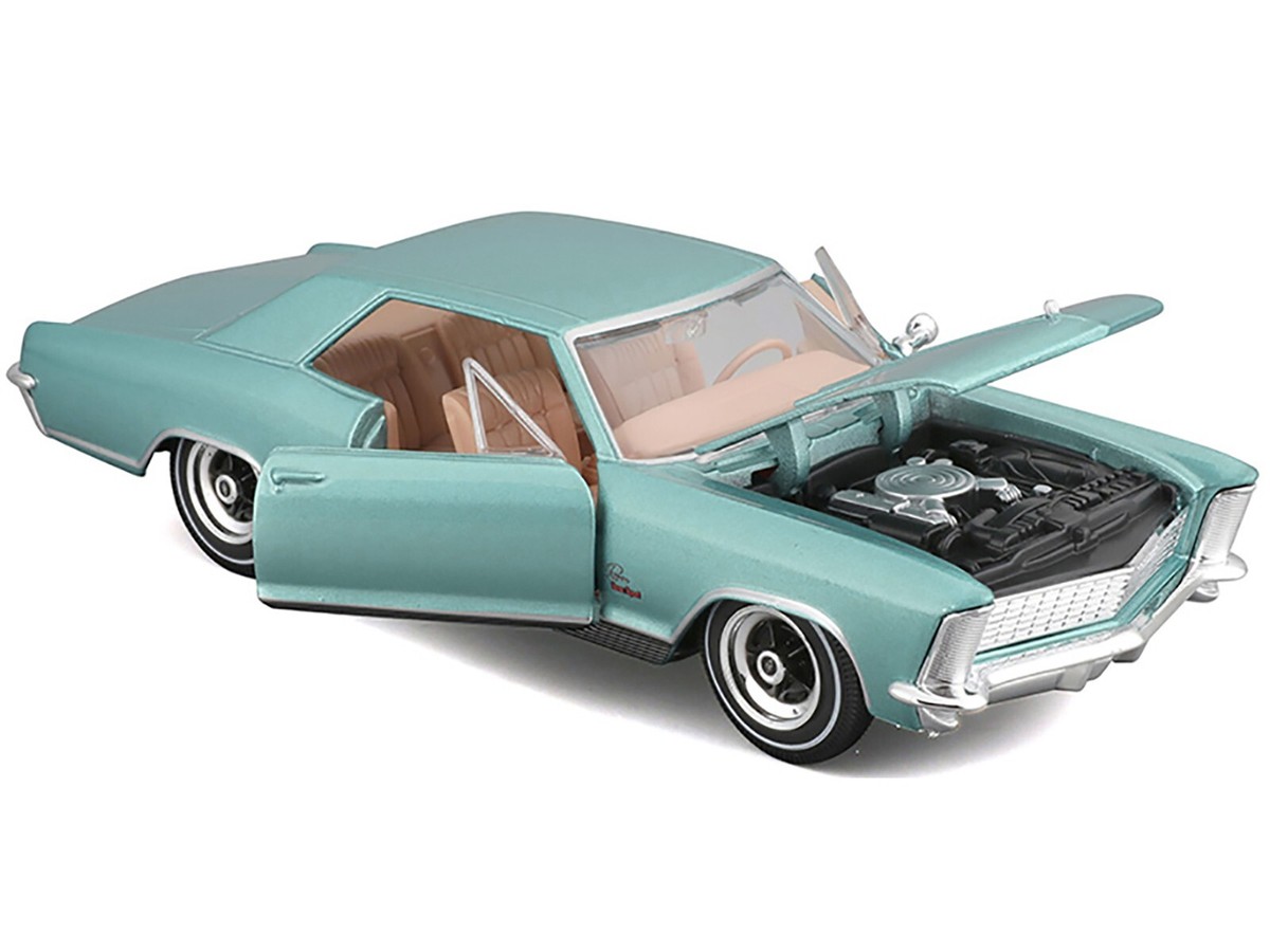 ミニカー Buick Riviera 3rd Generation 1971 - 1973 Buick Riviera V-8 Luxury Coupe 1