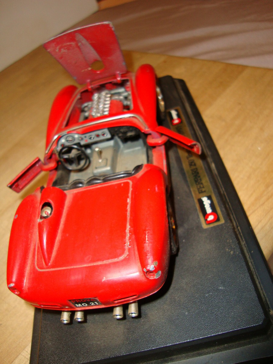 Vintage 1957 FERRARI 250 TESTA ROSSA 1:24 Bburago Burago Vintage 1957 FERRARI 250 TESTA ROSSA 1:24 Bburago Burago