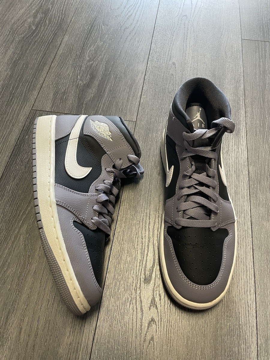 Nike Air Jordan 1 MIDグレー/セイル Nike Women's Air Jordan 1 Mid 