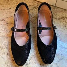 BeautiFeel $324 Caroline Black Suede Patent Maryjane Comfort Flat EUC EU 37 US 6
