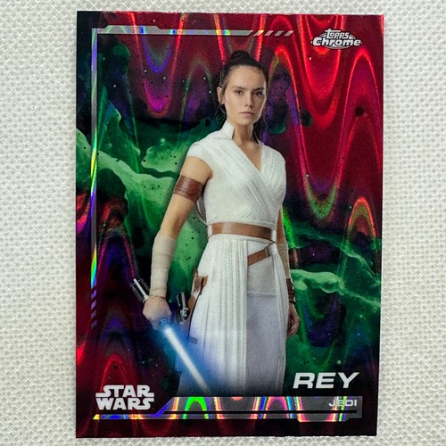 Rey [Magenta RayWave Refractor] #2 Star Wars 2024 Topps Chrome Black card