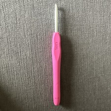 Woobles Carl the Caterpillar crochet hook 4.0mm