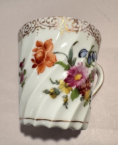 Antique Fluted Dresden Porcelain Demitasse Tea Cup & Saucer with Gilded Edge - Picture 6 of 14