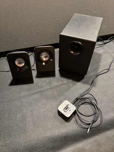 Logitech Z213 Compact 2.1 Speaker System - Black - 第 1/7 張圖片