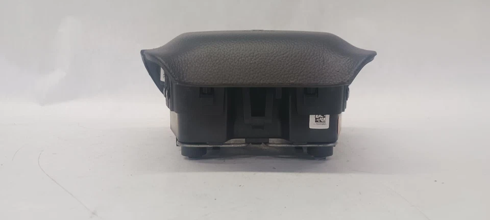 '14-'19 CHEVROLET SILVERADO 1500 Left driver steering wheel Air Bag black OEM - Image 2 of 4