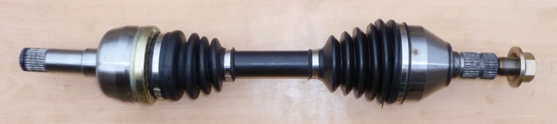 Cardan avant droit neuf pour Opel Vectra C et Signum transmission de précision