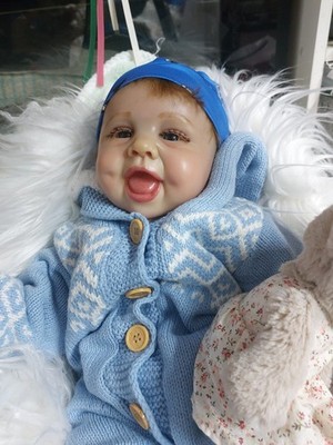 This Reborn Baby Smiler  Look At The Cheeky Little Face, Can Be A Boy Or Girl