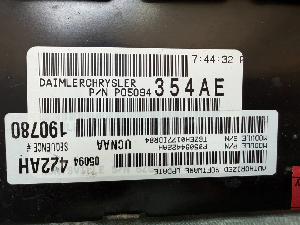 2007 Dodge RAM 1500 Dakota Durango Commander 4,7 л ECU P05094354AE P05094422AH - Изображение 2 из 4
