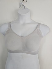 Warners Easy Does It Wireless Bra size Large Underarm Smoothing Gray Seamless