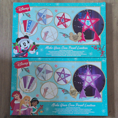 2 Disney Mickey Mouse/ Prinzessin, Weihnachtsstern 30x30 cm mit LED, Weihnachten