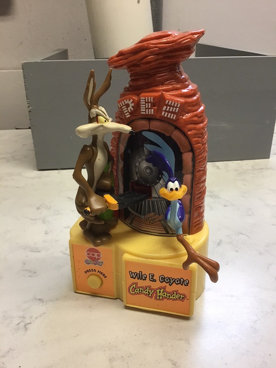 PEZ Wile E Coyote キャラクター Vintage 1998 PEZ Dispenser Wile E. Coyote Road Runner Candy