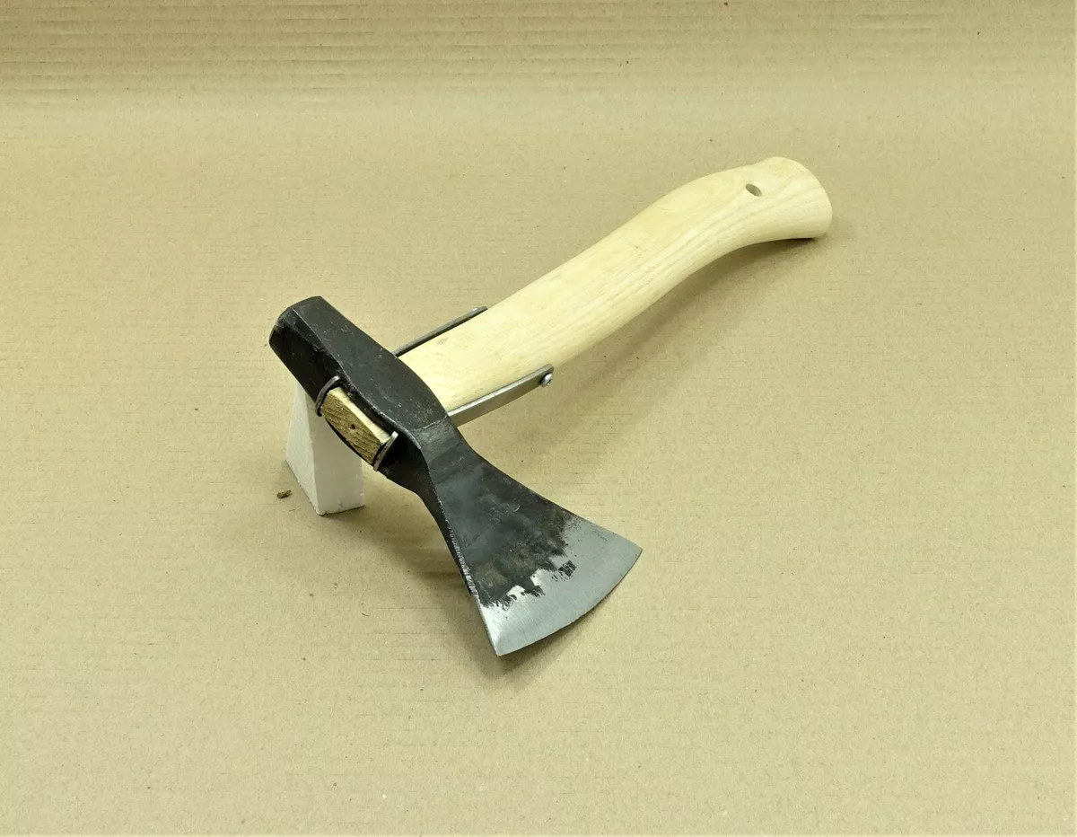 Hiking hatchet 2024