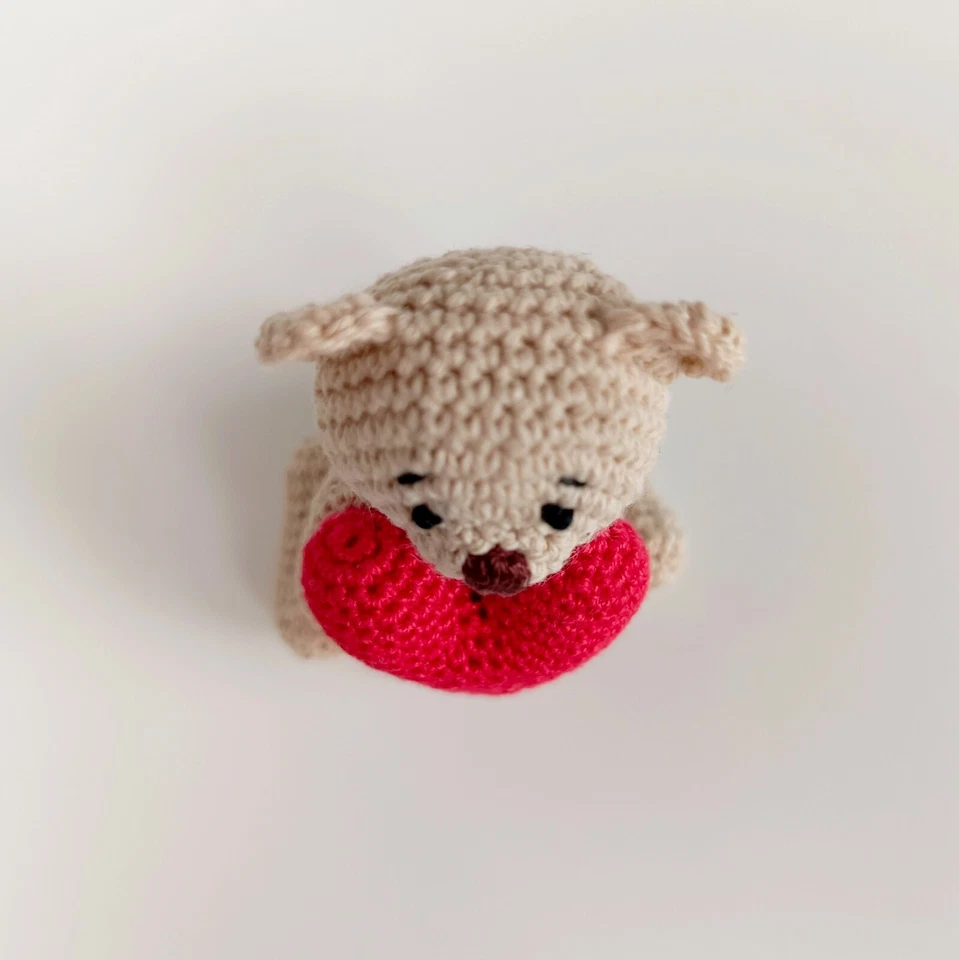 CROCHET BEAR AMIGURUMI WITH HEART. HANDMADE SOFT TOY BEAR. BEIGE BEAR. - Image 3 of 4