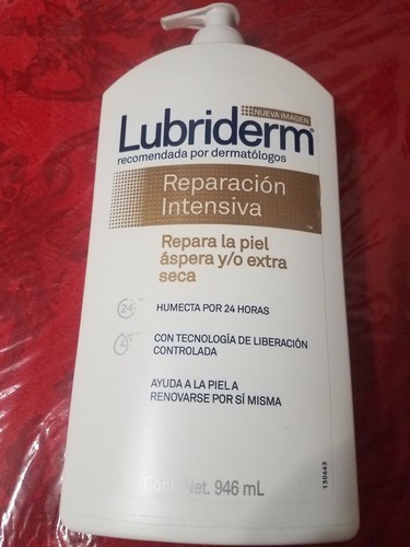 LOCIÓN DE REPARACIÓN INTENSIVA LUBRIDERM 31.98 FL OZ REPARACIÓN INTENSIVA PARA EXTRA SECO - Imagen 7 de 8