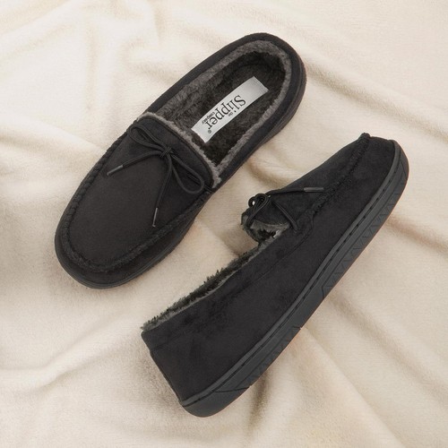 The Slipper Company Mens Slippers Black Adults Moccasin Fleece Lined Oscar SIZE - Picture 1 of 8