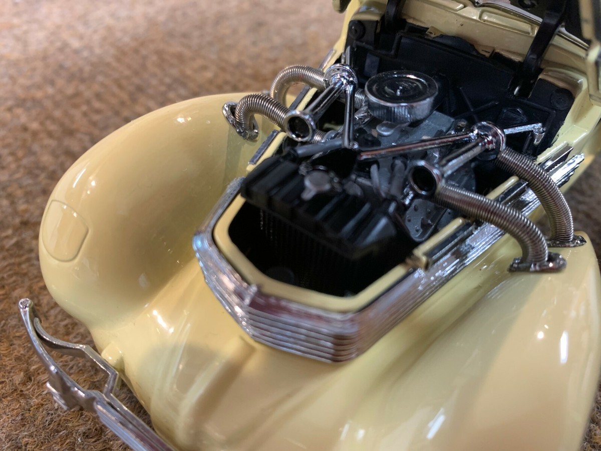 Franklin Mint 1:16 1937 Cord 812 Phaeton Coupe W/ Orig. Info. | eBay