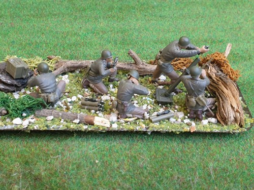 1/35 DIORAMA POSICION DE UNIDAD DE MORTERO CON SOLDADO KORA MAQUETA WWII - Imagen 2 de 6