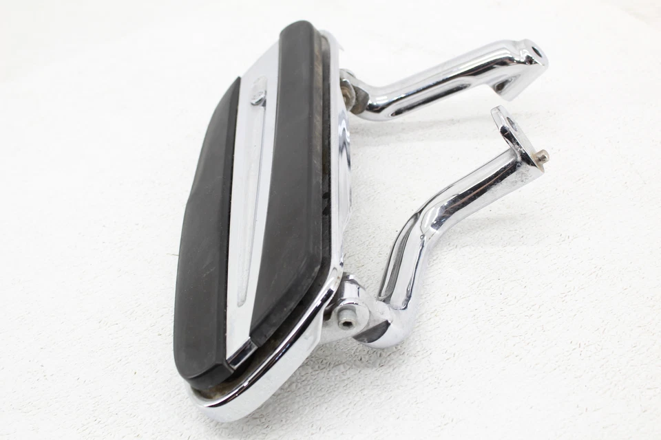 Tablero de piso de pie delantero izquierdo Harley Davidson Road King 12-19 Foto 3 de 4