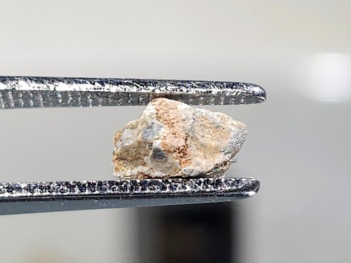 NWA 16520, Lunar (frag. Brekzie) 1g Konvolut 9 Meteoriten wie Fund vergrabene Proben - Bild 4 von 9