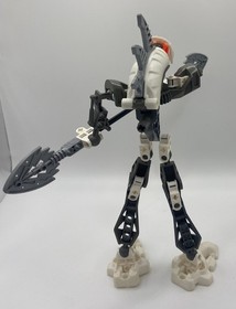 LEGO BIONICLE: Rahkshi Kurahk 8588 Includes Krana, No Instructions Or Canister
