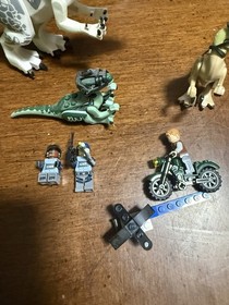 LEGO Jurassic World: Indominus Rex Breakout (75919) used no box or instructions 