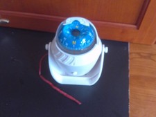 Boat compass w/light Pre=owned *works